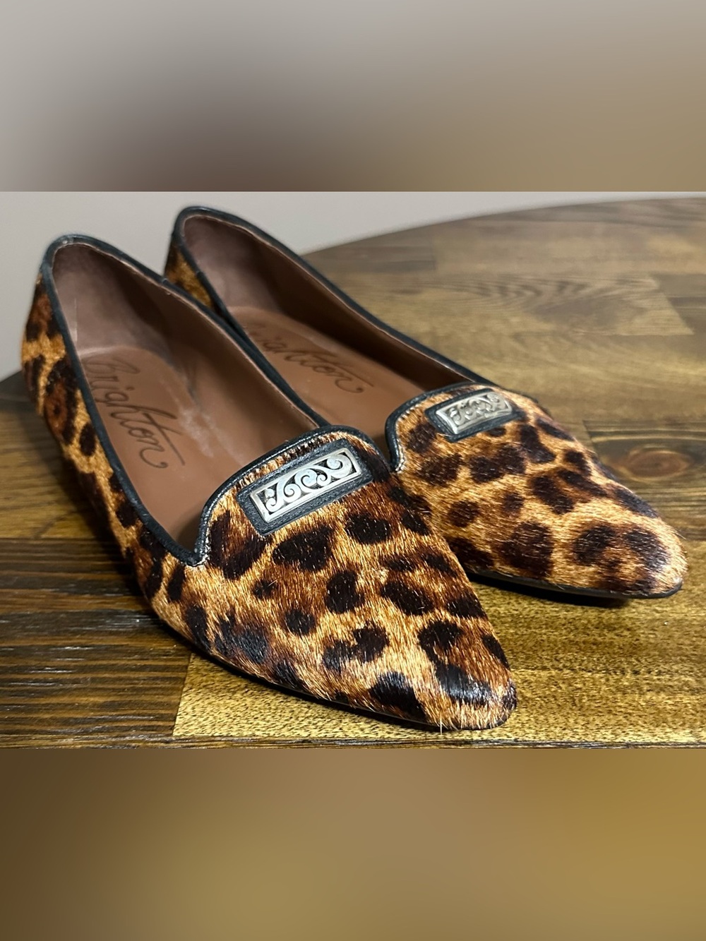 Brighton Leopard Print Pointed Toe Women’s Flats. excellent condition.
